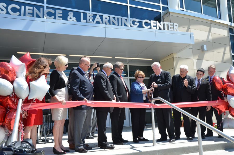 Saint Mary’s dedicates Science and Learning Center [video]