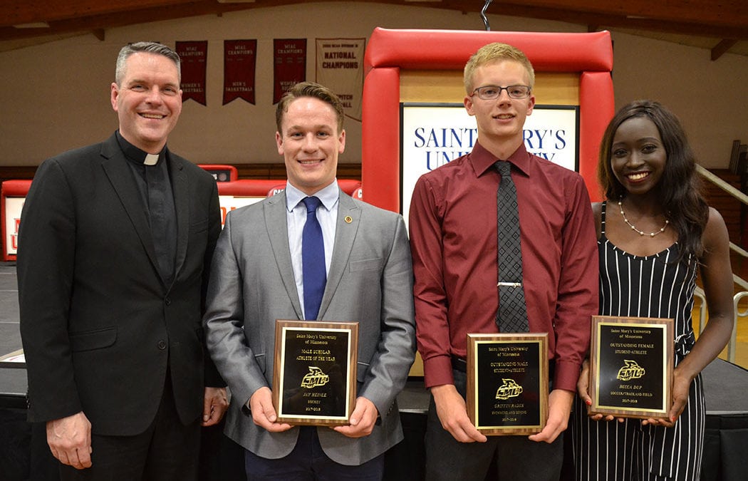 Saint Mary’s honors current, former athletes during ‘M’ Club weekend