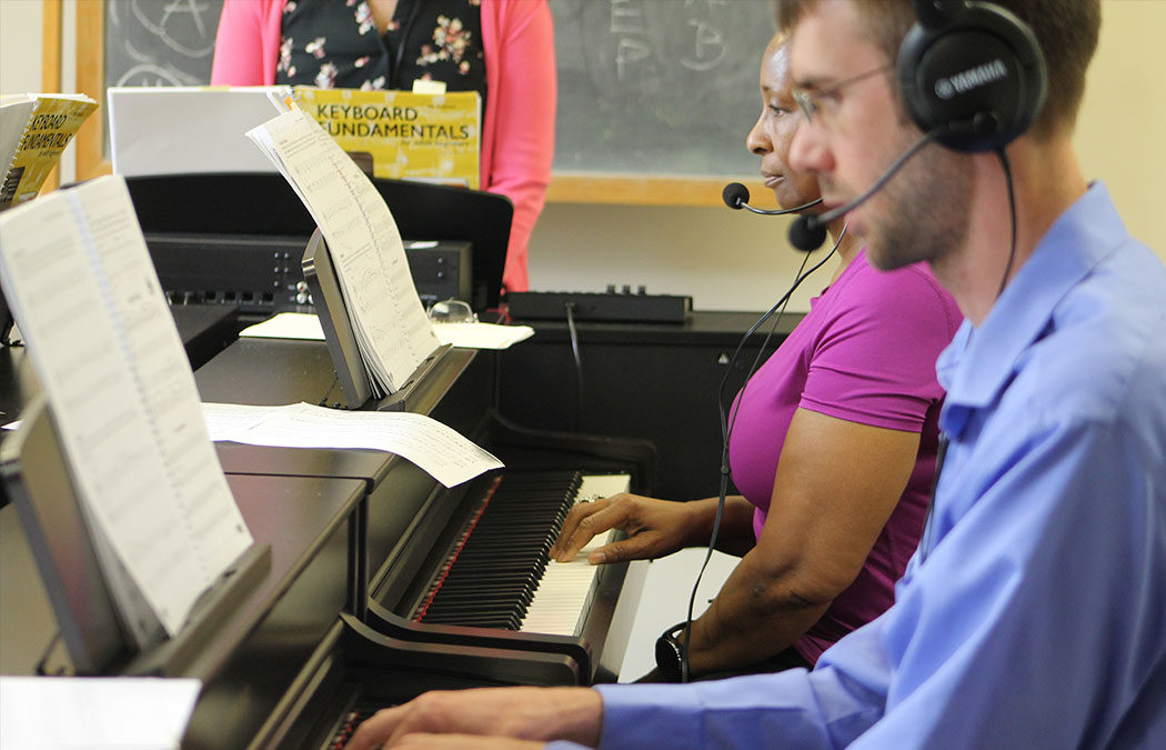 Community piano lab opens in Winona